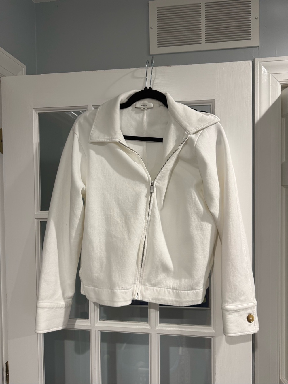 Vince Women’s White Zip Front Jacket medium